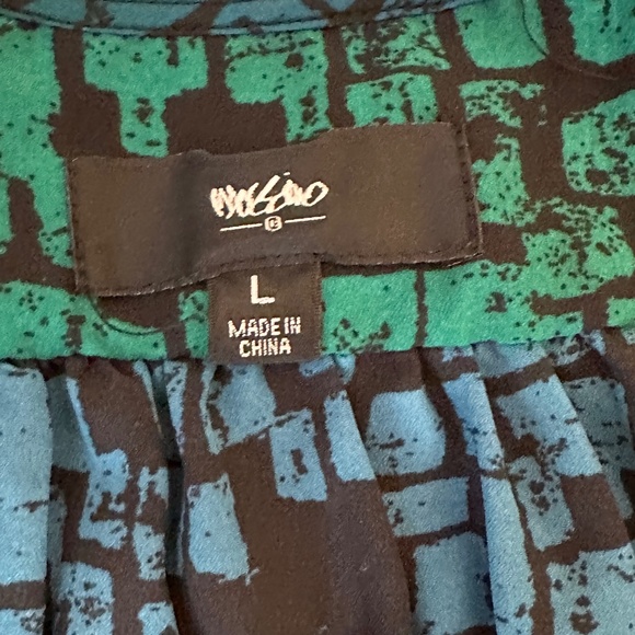 Massimo Geometric Patterned Tank Top - Picture 9 of 10